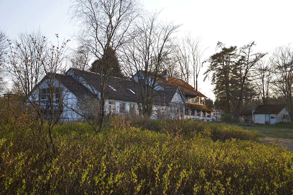 Vrads Sande meditation center